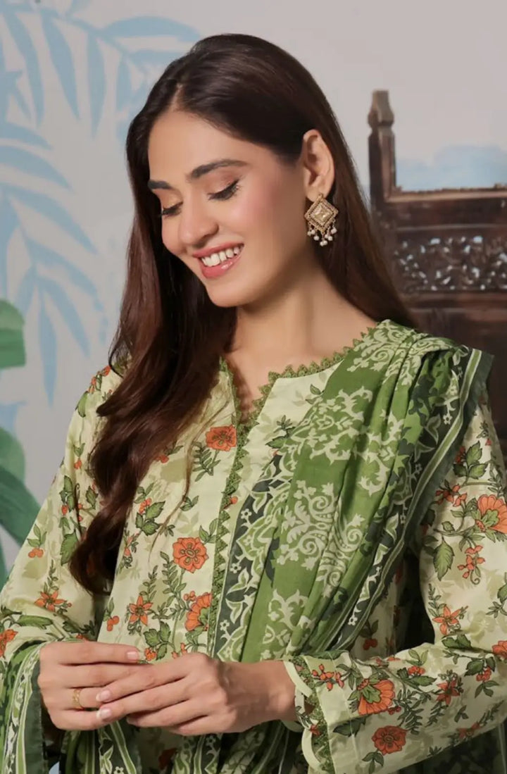 3Pc Unstitched Printed Khaddar Suit Gul Ahmed – SD42015