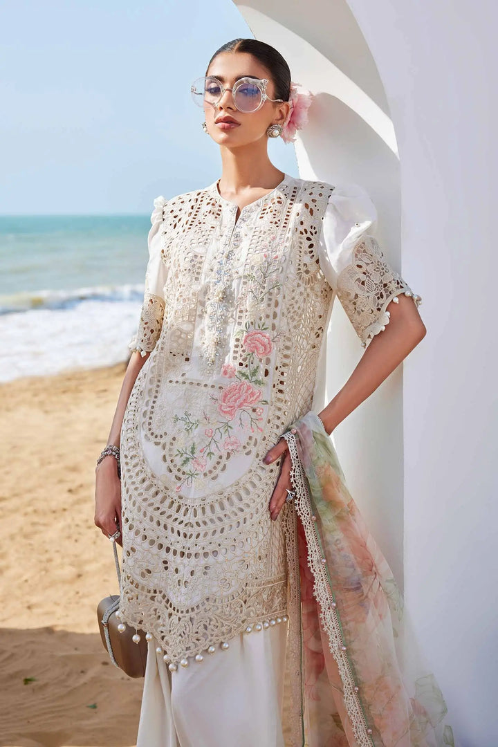 3PieceEmbroideredLawnSuit5