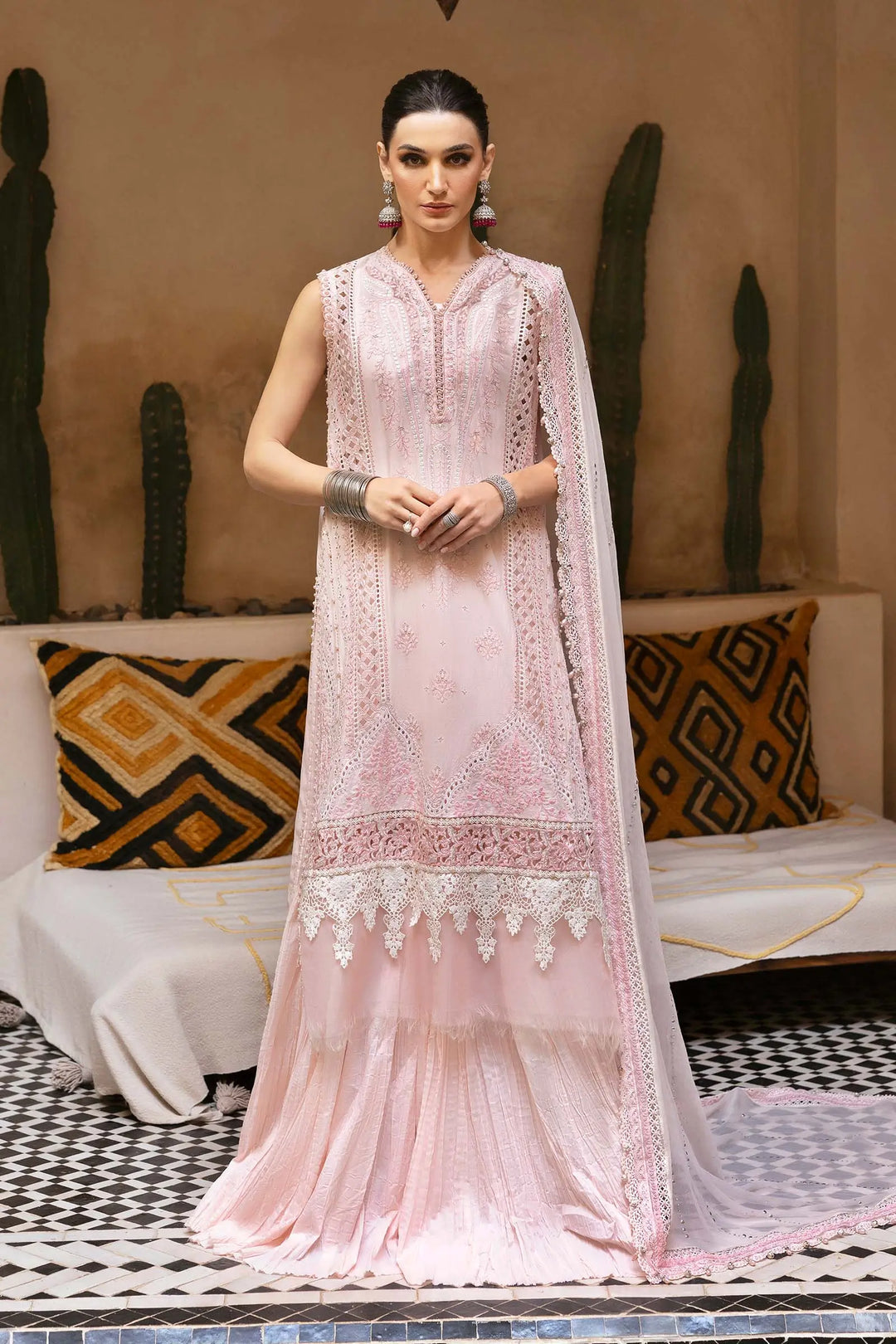 3PiecePowderPinkEmbroideredLawnSuit1