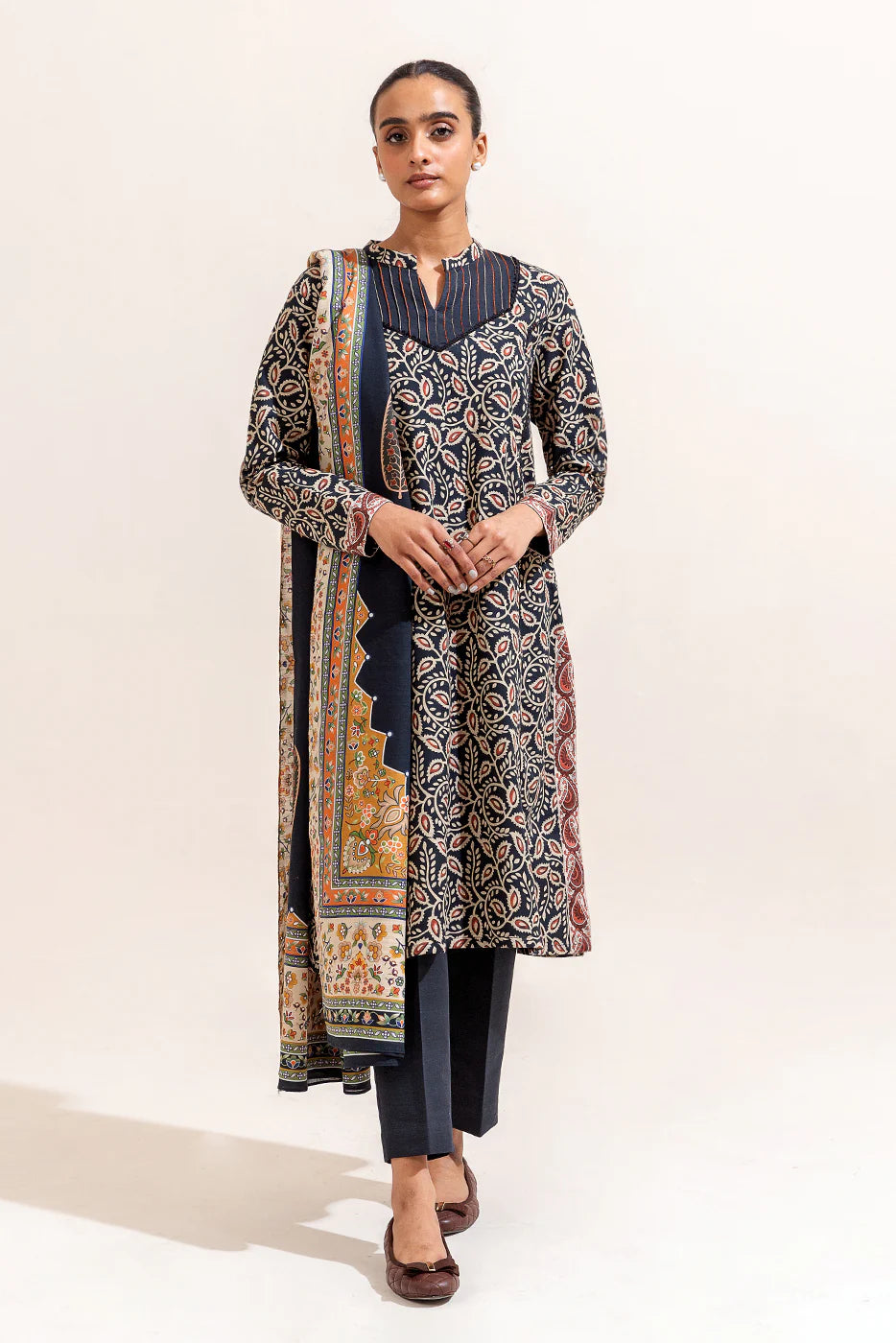 3 Piece Printed Khaddar Suit Tribal Hale