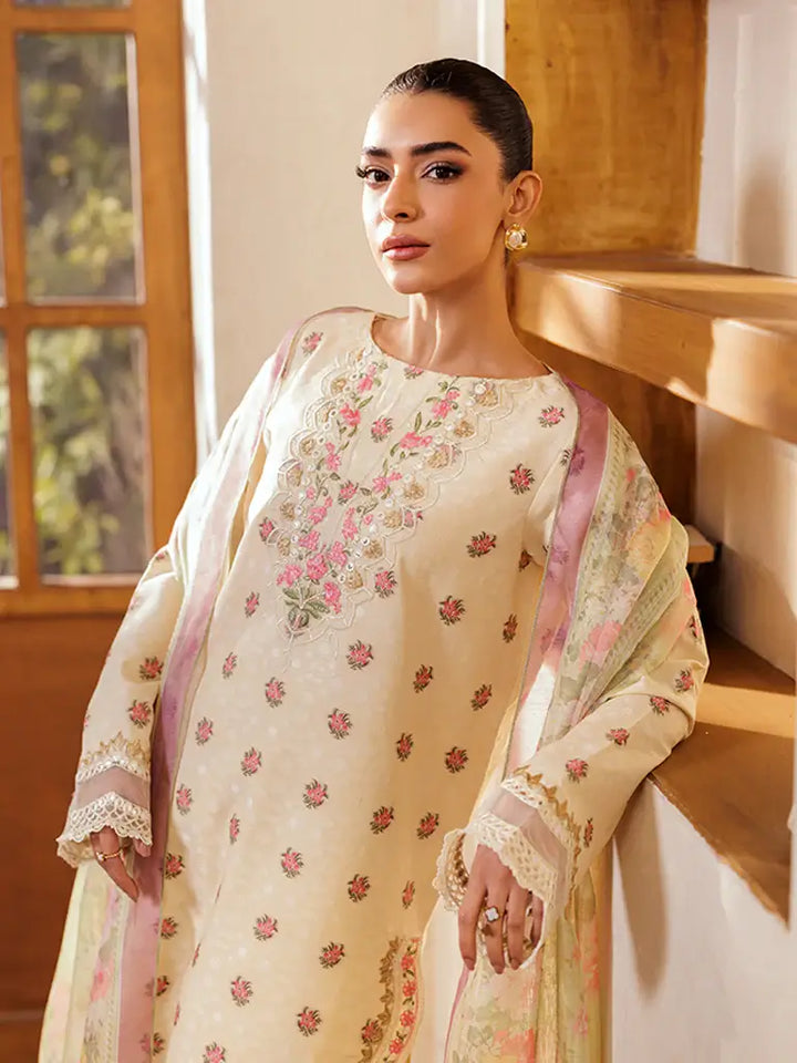 AmariJacquard-03-7