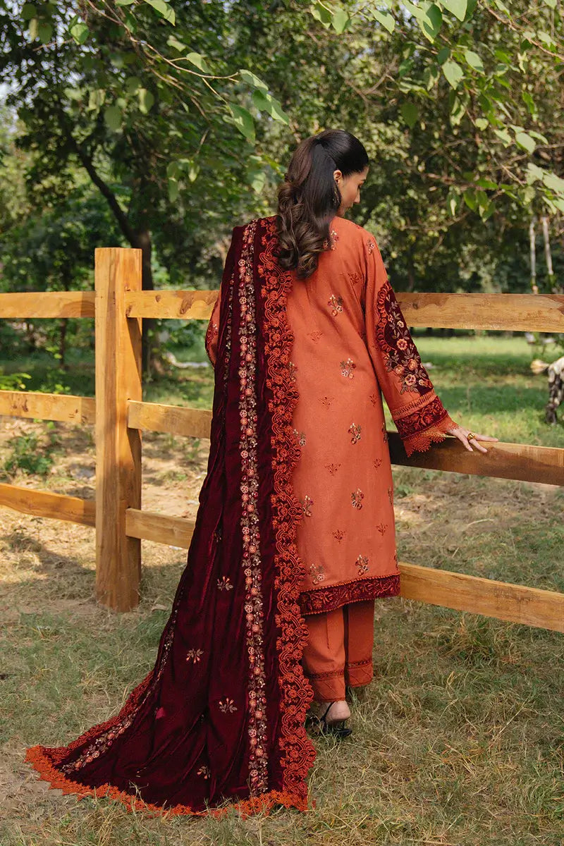 CIRO-SRW24-10 3-Piece Unstitched Suit