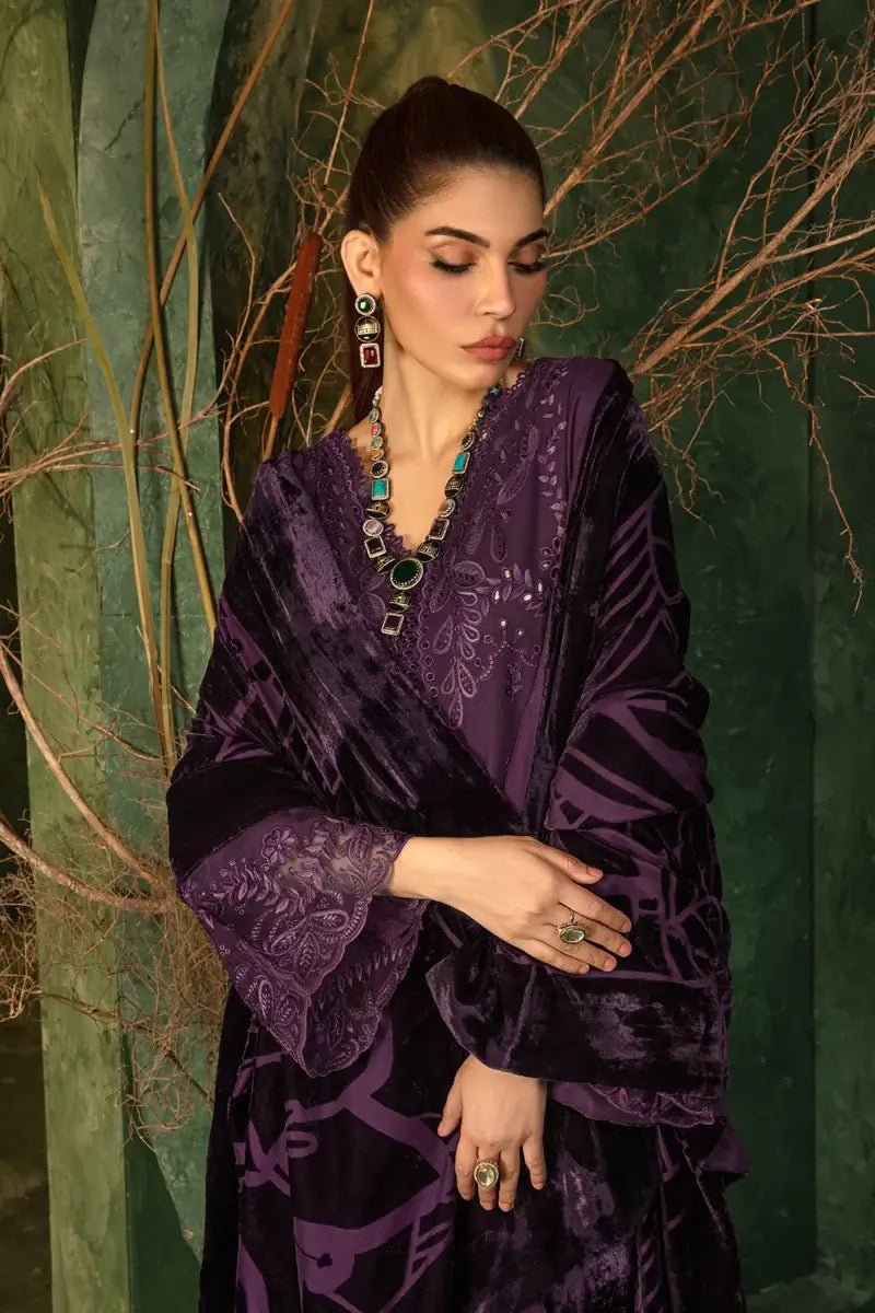 Cortado Embroidered 3-Piece Unstitched Suit