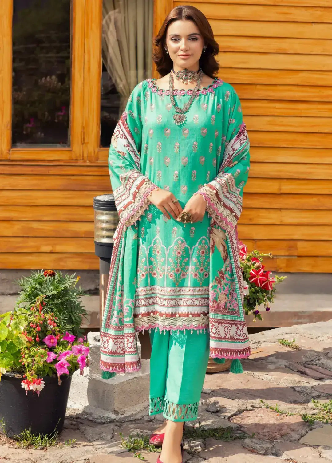 Gul Ahmed 3Pc Unstitched Printed Khaddar Suit – K42007T