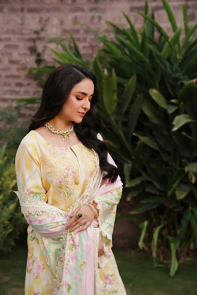 MUSHK By Manara 3-Piece Unstitched Suit