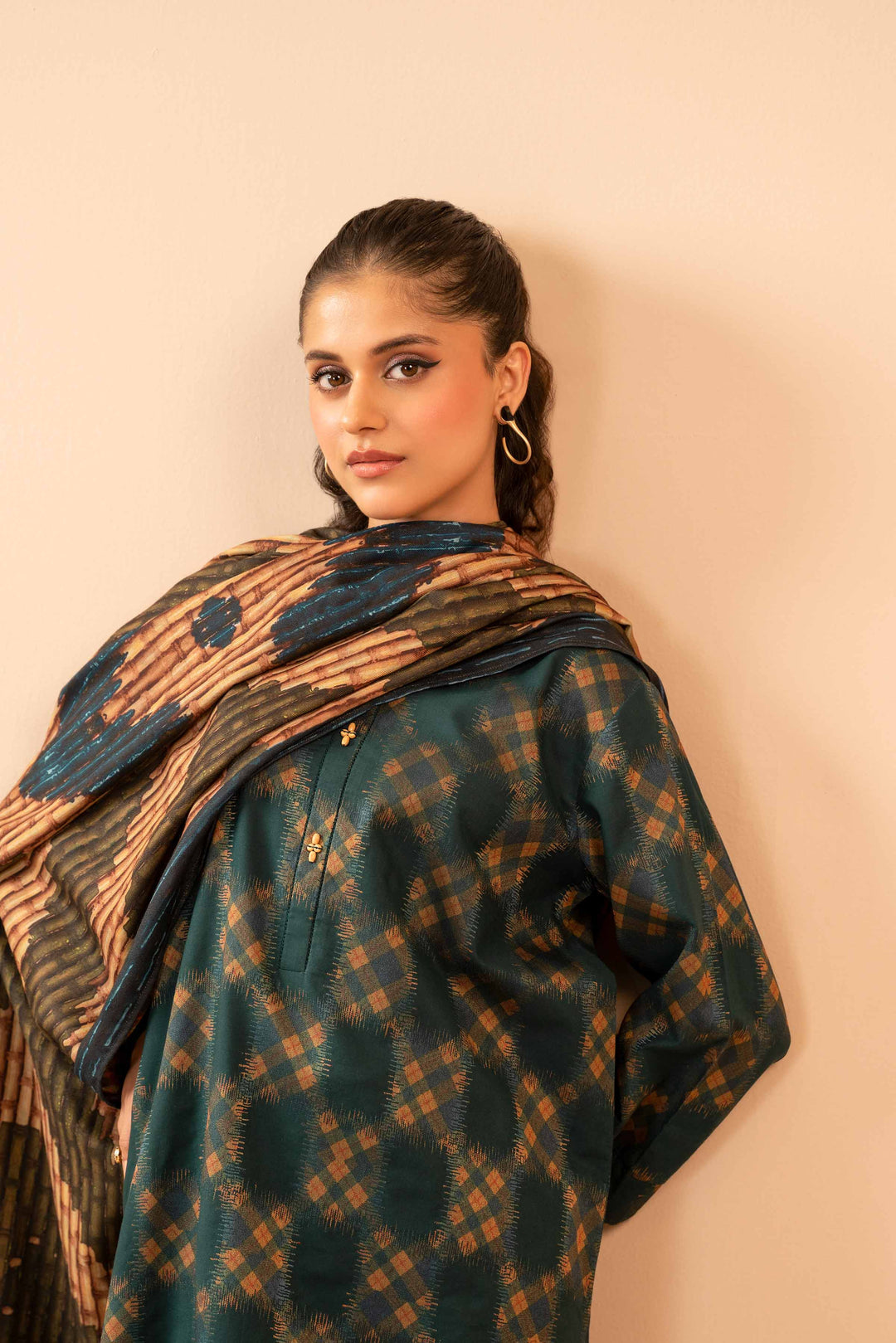 Nishat Winter Printed Jacquard Unstitched 3Pc Suit - 42303465