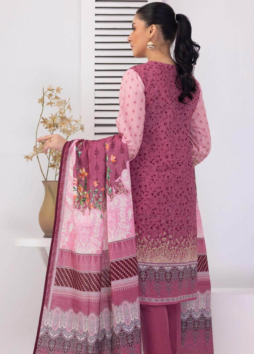 Regalia By Gul Ahmed 3Pc Unstiched Printed Khadddar Suits WR-32011