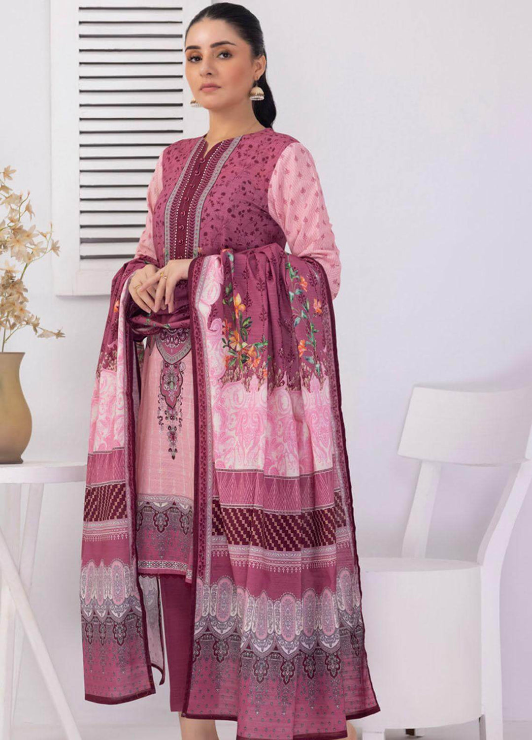 Regalia By Gul Ahmed 3Pc Unstiched Printed Khadddar Suits WR-32011