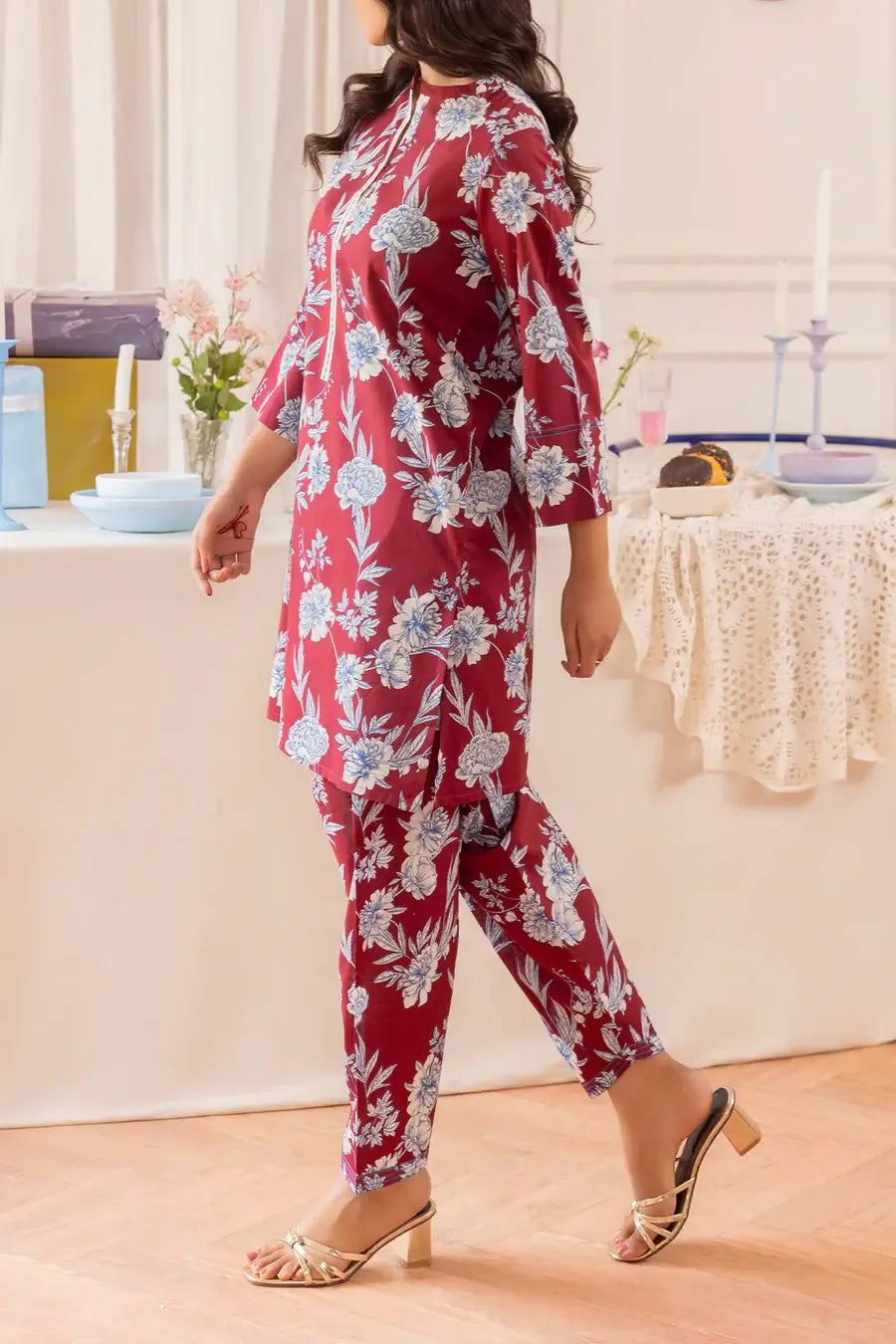 Unstitched Printed Lawn 2 Piece Maroon (Shirt/Trouser)