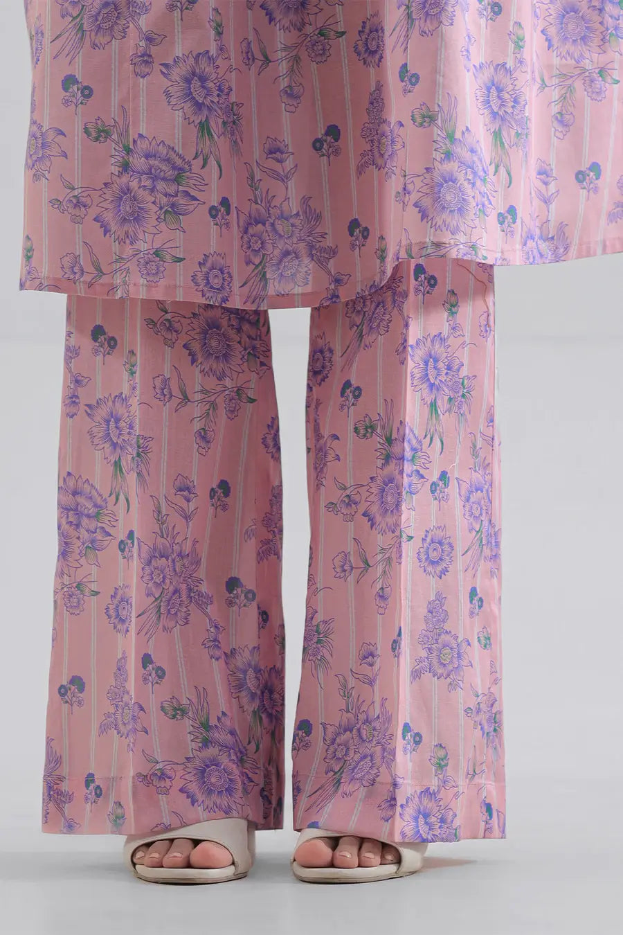 Unstitched Printed Lawn 2 Piece Pink Suit (Shirt/Trouser)